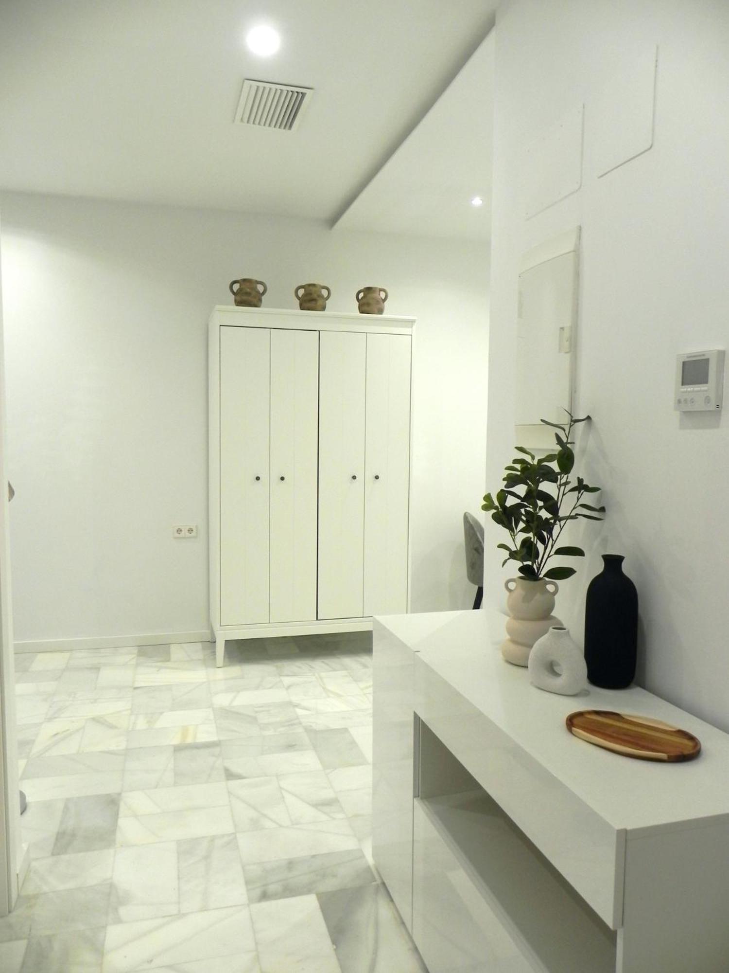 Catalina Suites Apartments Downtown บาเลนเซีย ภายนอก รูปภาพ